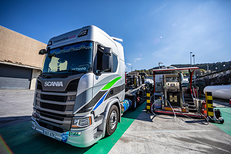 Transordizia apuesta por el GNL e incorpora 5 unidades Scania de gas a su flota