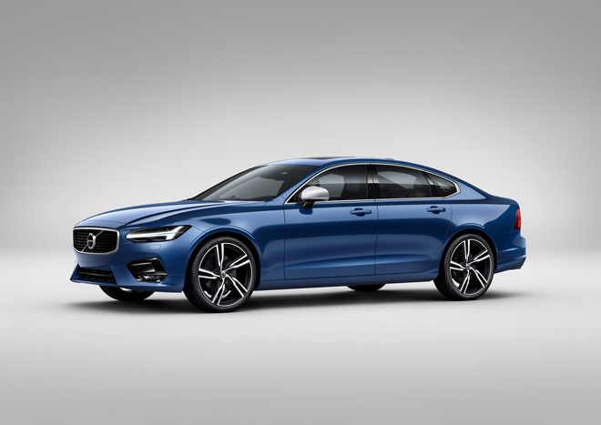 Volvo V90 R Design Studio