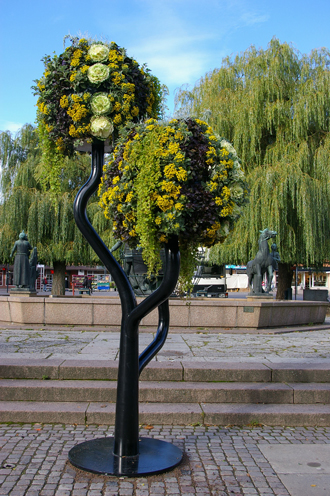 Blomsterkulptur 1