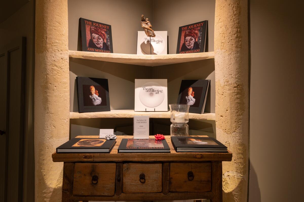 EL LIBRO DE ARTE COMO PRIMERA OBRA DE COLECCIÓN