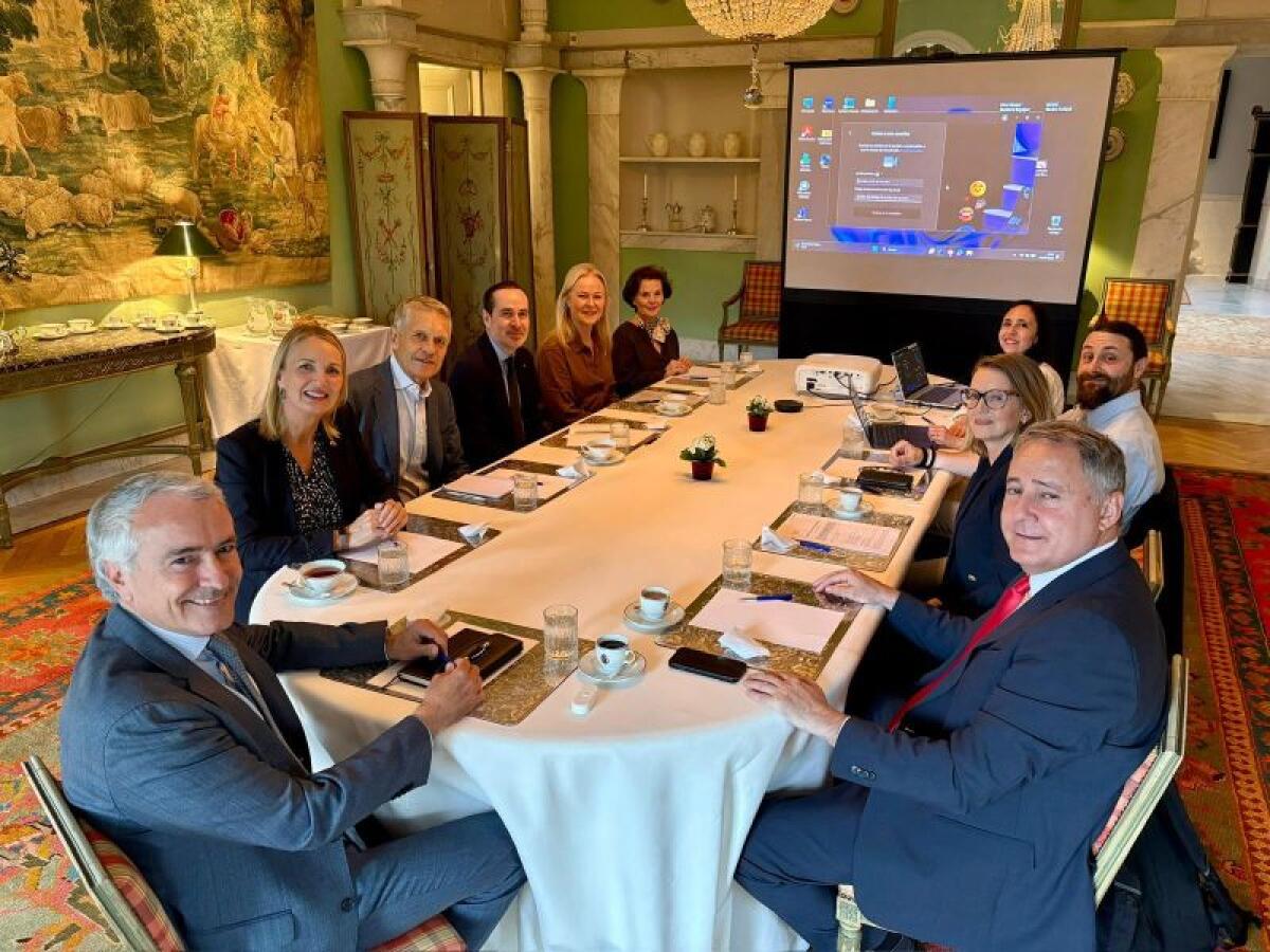 Reuni&oacute;n del Comit&eacute; Suecia de la CCHS en la Embajada de Espa&ntilde;a en Estocolmo
