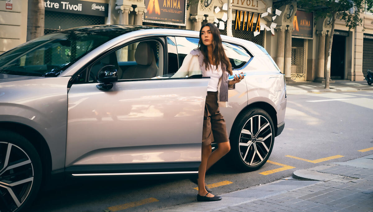 Volvo Cars genomf&ouml;r premi&auml;rtesterna av EX60 i Spanien